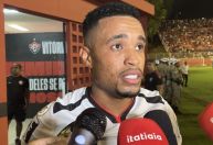Artilheiro do Vitória, Alerrandro reage à derrota para o Corinthians