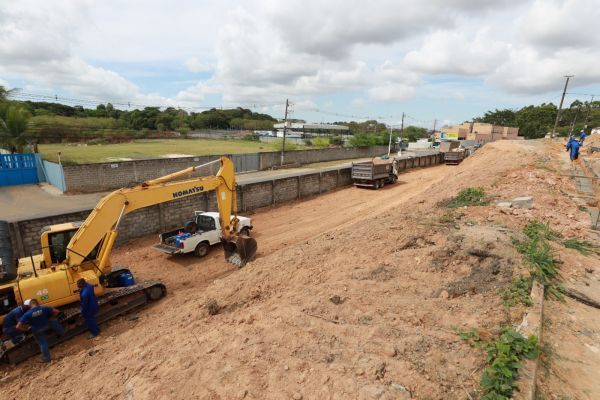 Imagem mostra o início das obras da via de acesso ao Barradão Imagem mostra o início das obras da via de acesso ao Barradão