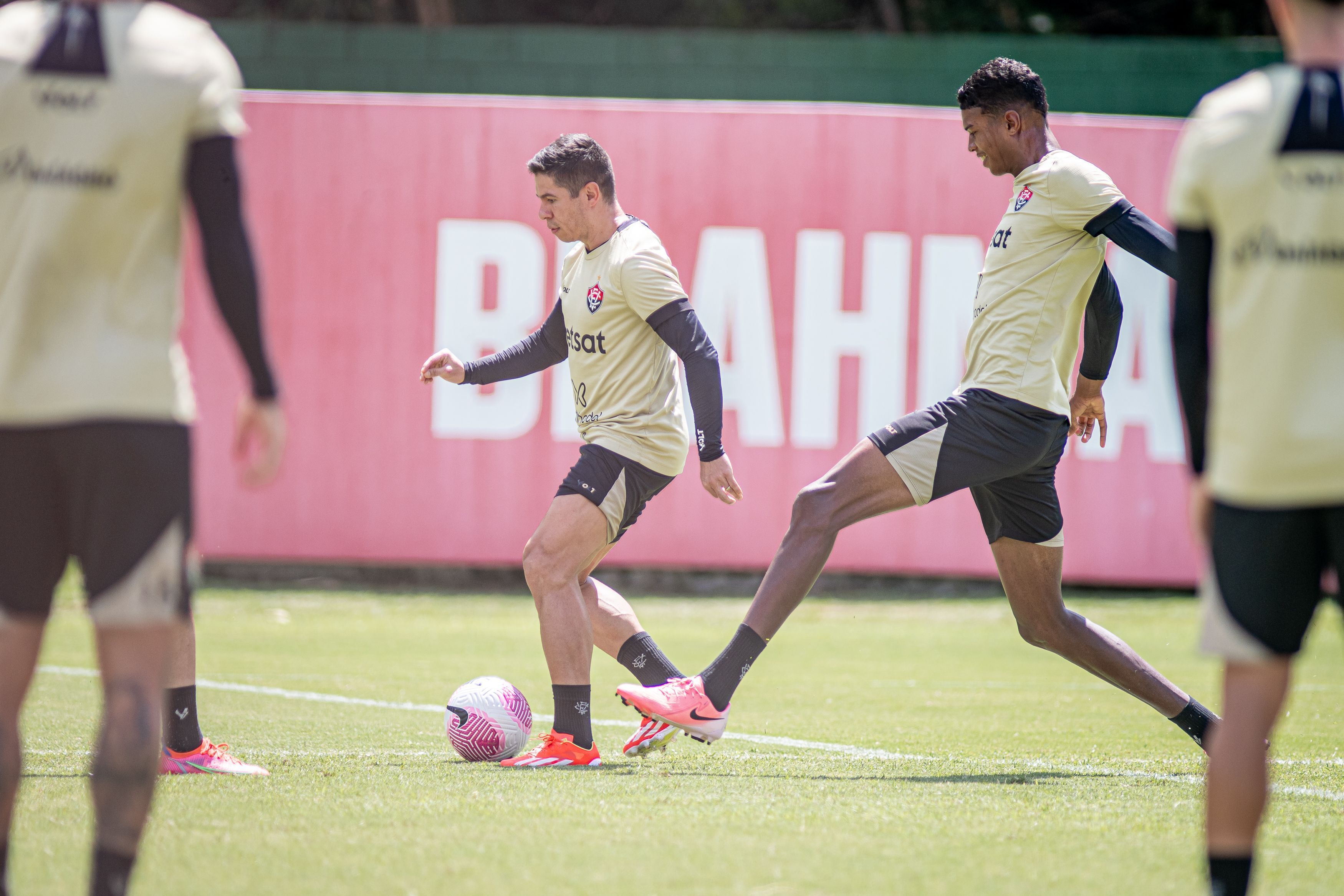 Veja desfalques do Vitória para jogo contra o Fluminense pelo Brasileirão