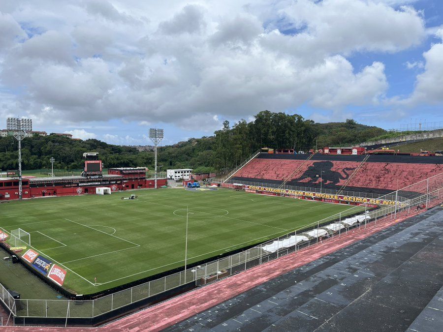 Vitória x Bragantino: veja escalações para confronto direto pelo Brasileiro