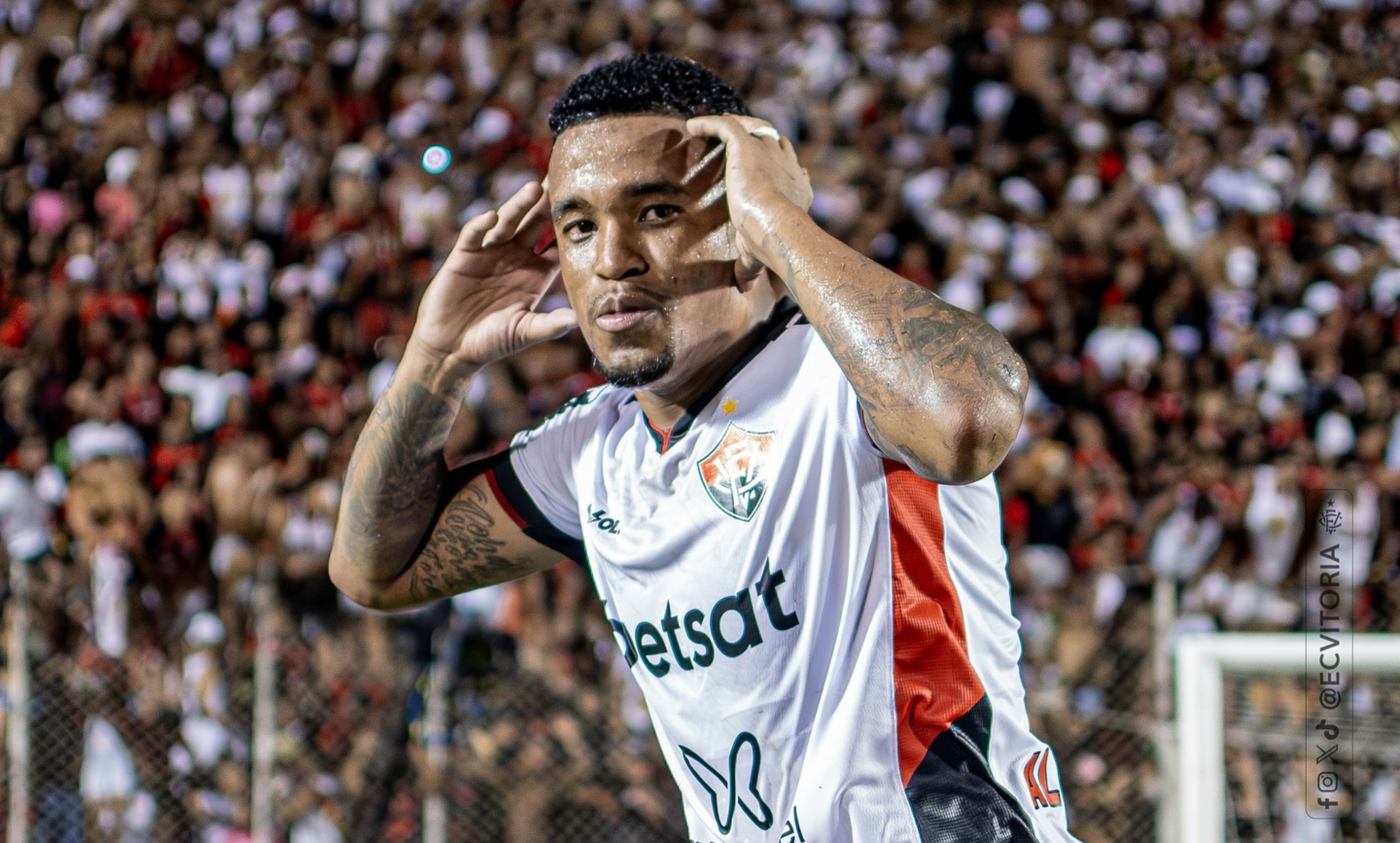 Alerrandro pode fazer história com Vitória se for artilheiro do Brasileirão