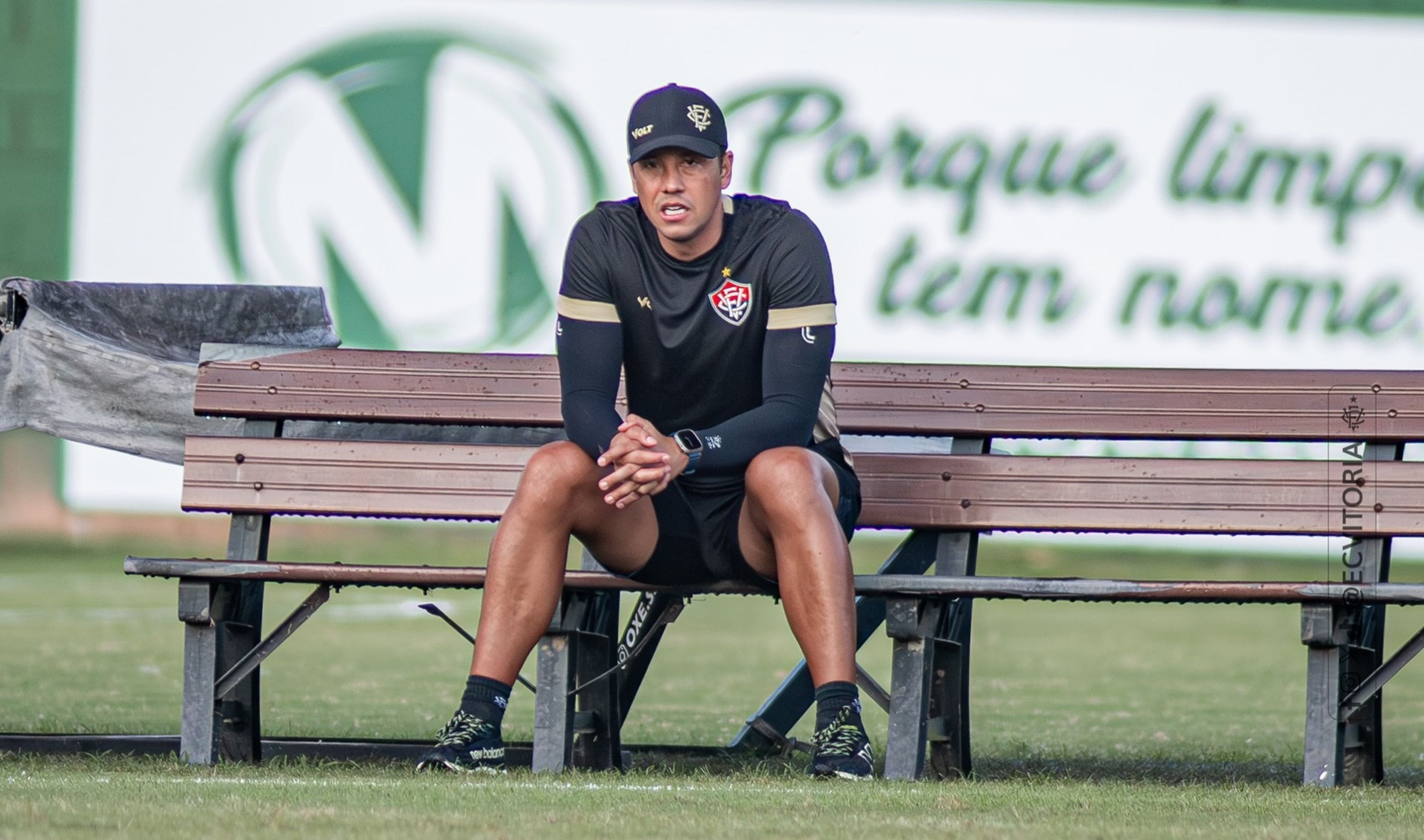 Quem vai substituir Machado contra o Atlético? Veja opções do Vitória