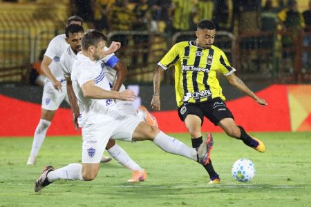 Volta Redonda e Barra pela Copa do Brasil