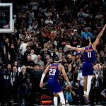 Wembanyama brilha, e Spurs voltam aos playoffs da NBA após sete anos