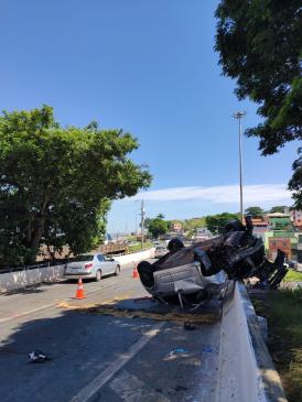 Duas pessoas ficam feridas em acidente no Anel Rodoviário