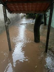 Família teve casa destruída após forte chuva