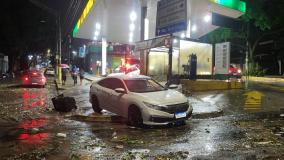 lixo e lama na avenida prudente de morais em belo horizonte