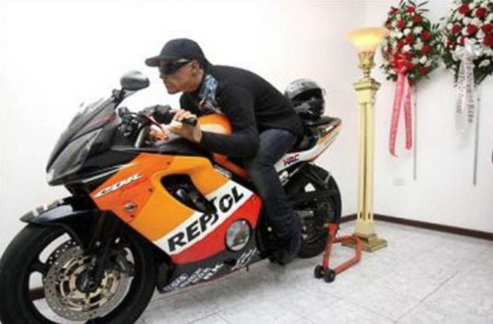 David Morales Colón foi velado em uma motocicleta em Porto Rico 