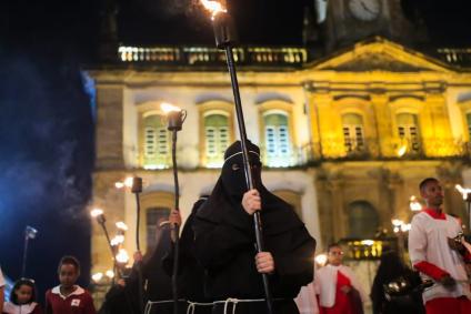 Procissão do Fogaréu em Ouro Preto Minas Gerais