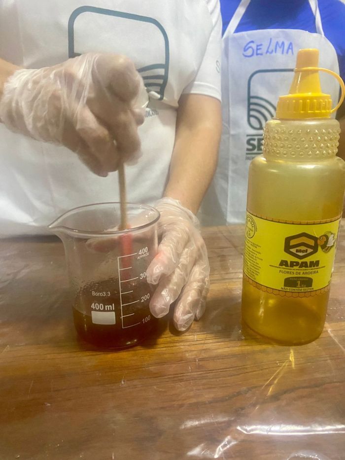 Todos os ingredientes têm que ser rigorosamente medidos