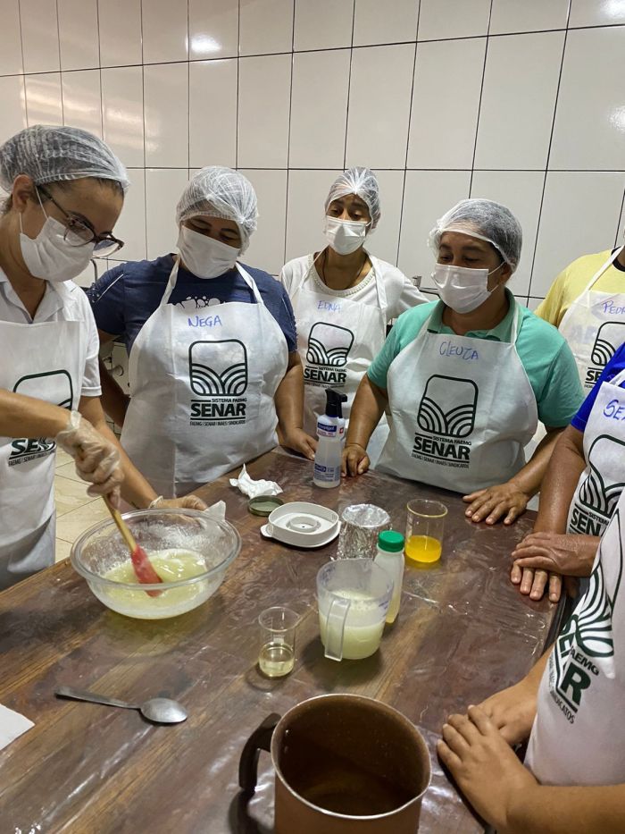 Conceitos técnicos sobre cosmética e qualidade na produção foram pontuados
