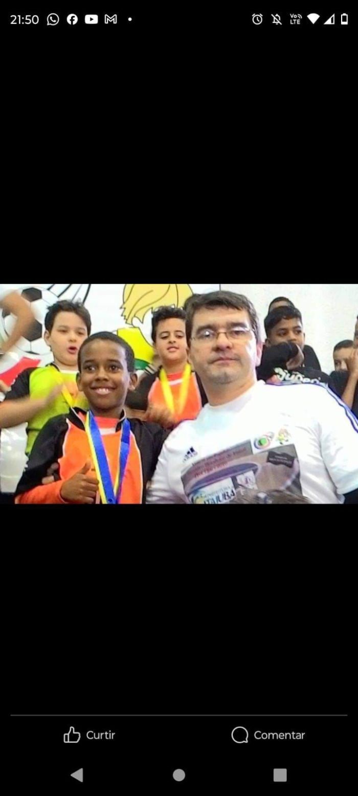 Estêvão ao lado de Daniel David no Encontra Brasileiro de Futsal Estêvão ao lado de Daniel David no Encontra Brasileiro de Futsal