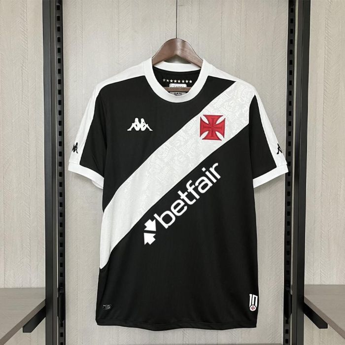Suposta nova camisa do Vasco, que está nas redes sociais