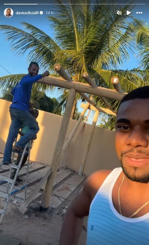 Dois meses após o fim do programa, com o prêmio de RS 2,92 milhões de reais, o bahiano começou a construção da própria casa, na Bahia. Dois meses após o fim do programa, com o prêmio de RS 2,92 milhões de reais, o bahiano começou a construção da própria casa, na Bahia.