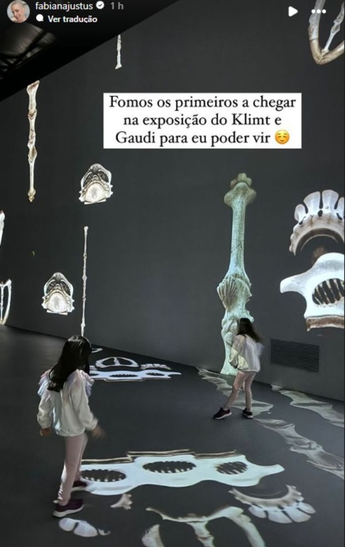 Fabiana explica que precisou chegar em exposição 'super cedo', devido a contato com pessoas e uso de máscara.