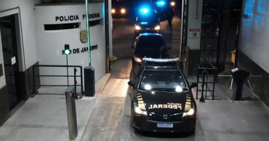 Secretario de educação de munícipio do RJ é preso em operação de desvio de verba