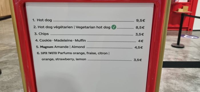Menu durante o jogo de handebol do Brasil nos Jogos Olímpicos Menu durante o jogo de handebol do Brasil nos Jogos Olímpicos