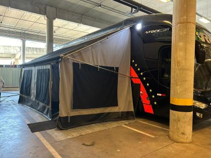 Motorhomes na área interna do Mineirão