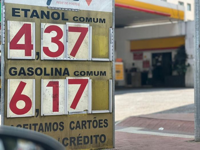 Posto vende litro da gasolina a R$ 5,99
