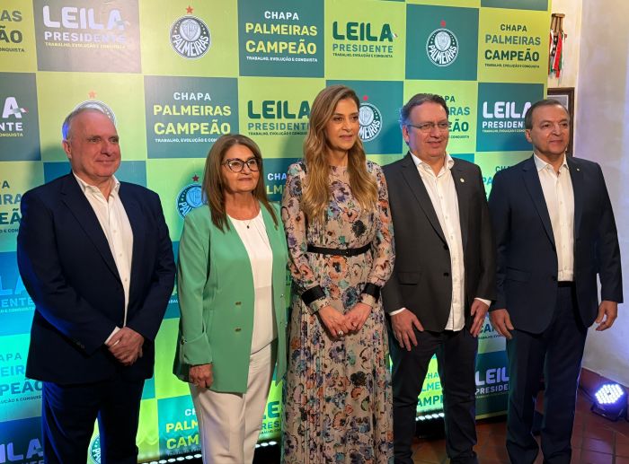 Leila Pereira, ao lado dos seus postulantes a vices, no evento do lançamento da candidatura a reeleição