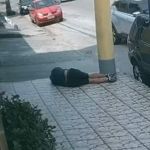 Veja momento em que policial é baleado à queima roupa em frente aos filhos no RJ