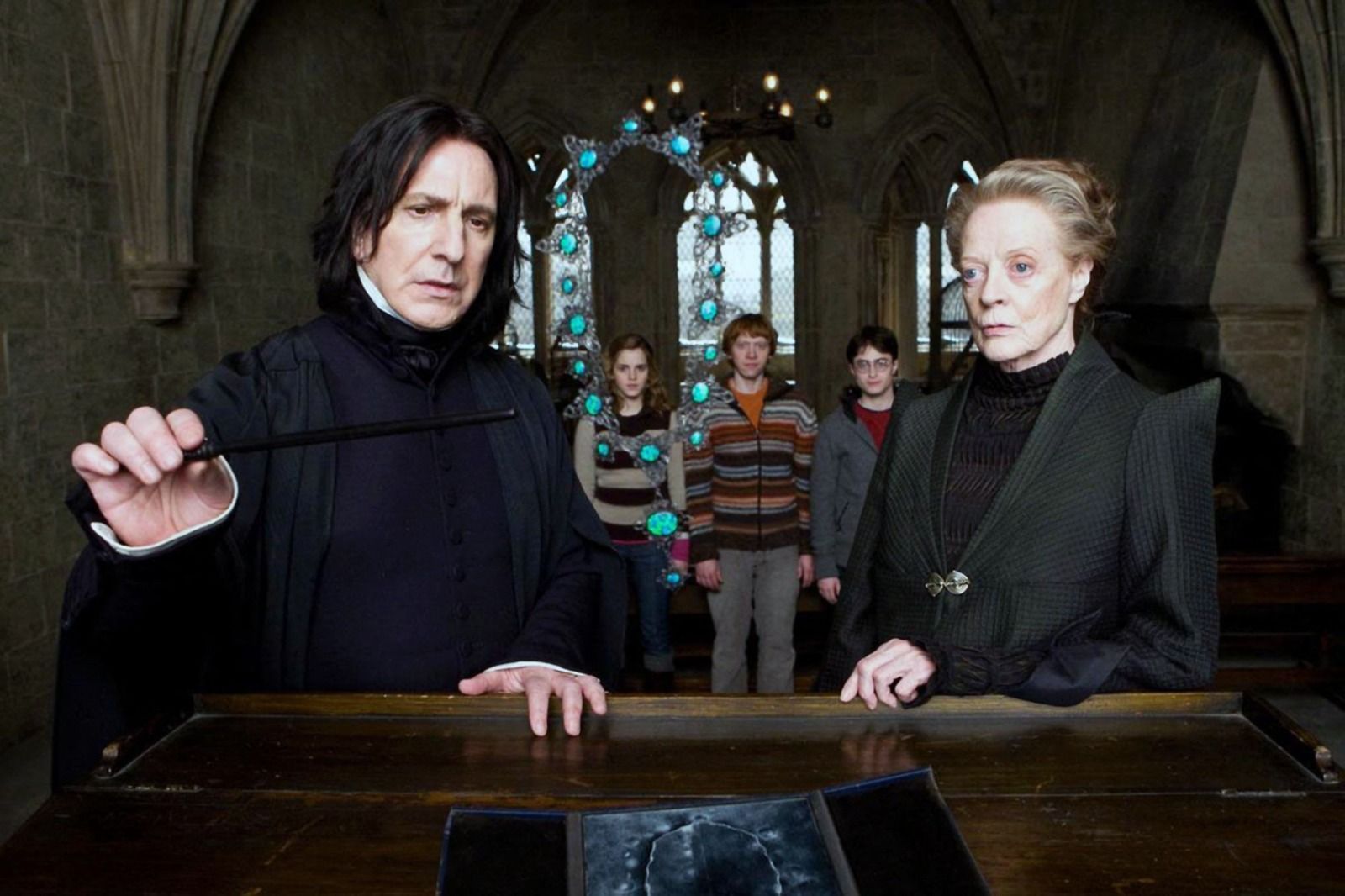 Maggie Smith gravou Harry Potter enquanto tratava câncer: 'Eu estava careca como um ovo'