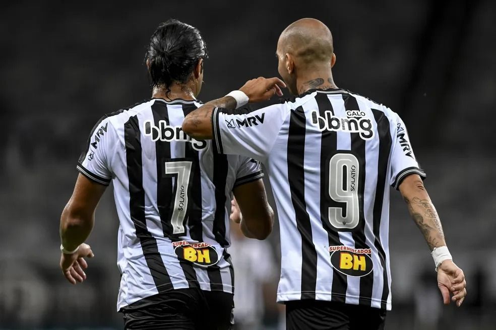 Atlético: Tardelli manda recado a Hulk, que igualou marca de maior artilheiro do século