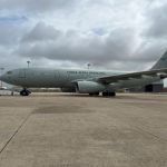 Primeiro voo da FAB que fará repatriação de brasileiros decola de Lisboa para o Líbano