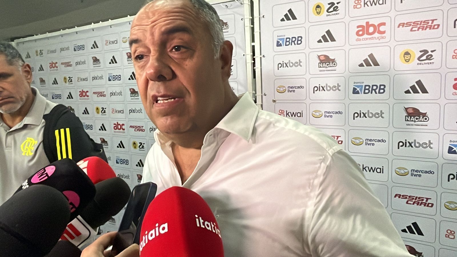 Dirigente do Flamengo detona 'choro' do Corinthians e arbitragem: 'Dá pena'