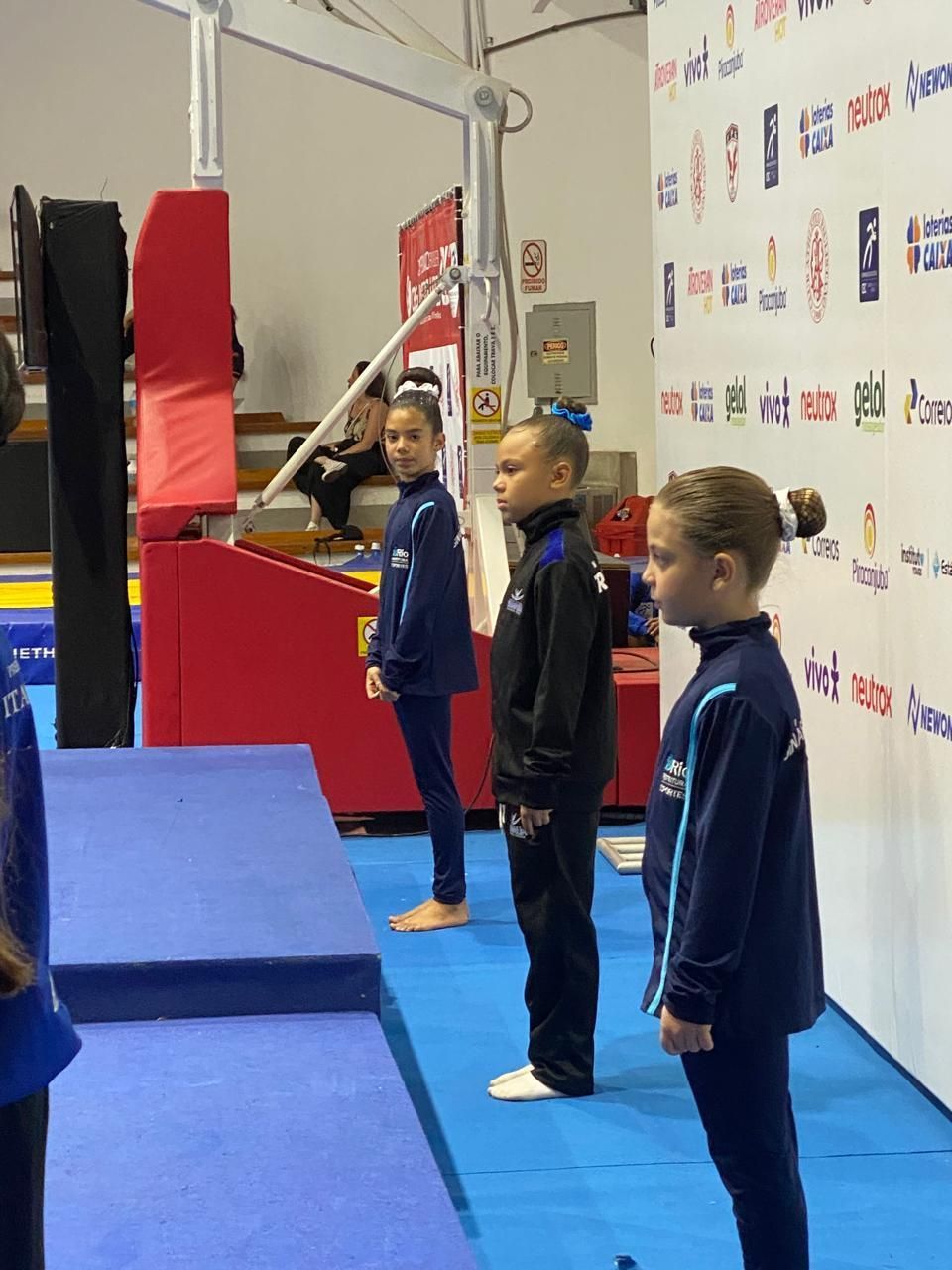 Equipe do Projeto Trampolim brilha na estreia do Campeonato Brasileiro com sete medalhas