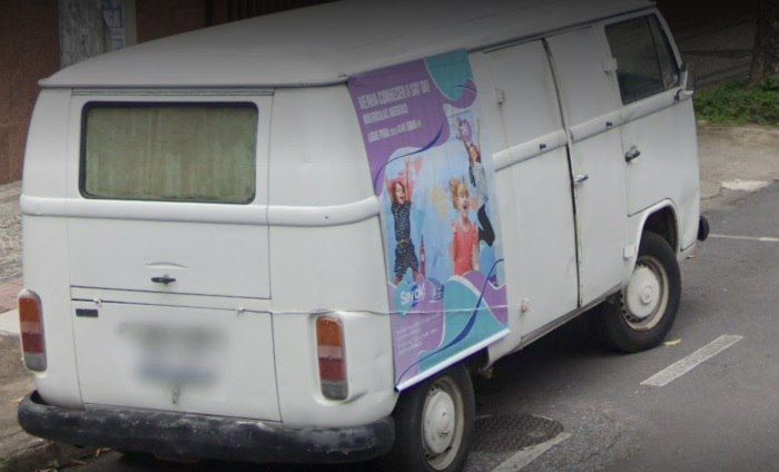 Baleiro que trabalha há quase 50 anos na porta do Minas Tênis Clube tem Kombi furtada em BH