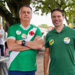 Bolsonaro e Ramagem devem assistir ao jogo do Vasco, em São Januário