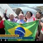 Em São Paulo, Lula recebe brasileiros repatriados do Líbano