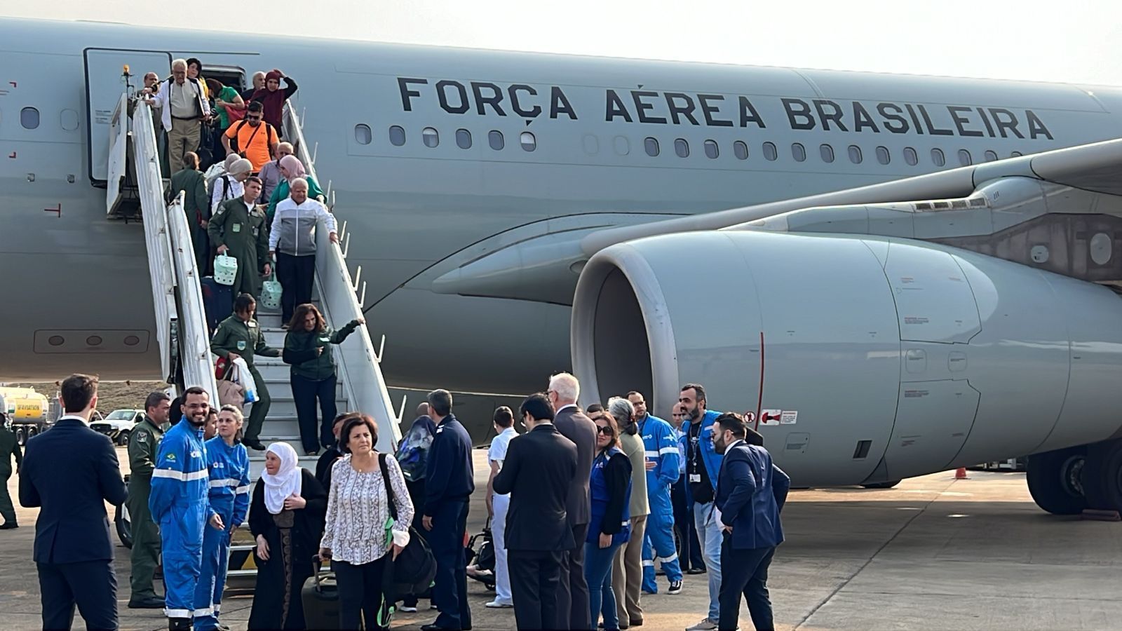 FAB realiza terceiro voo para resgatar brasileiros no Líbano
