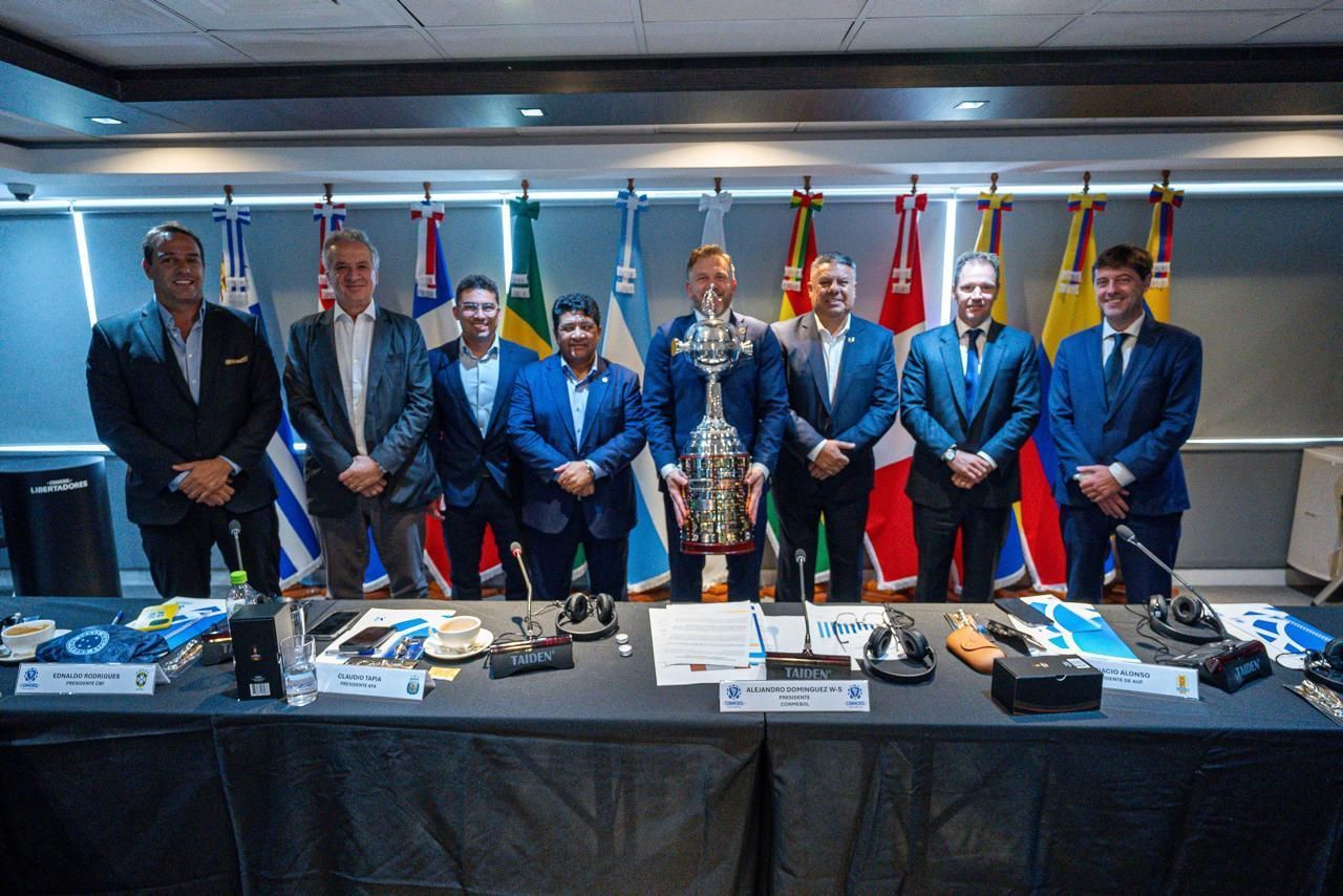 Na Conmebol, CEO do Botafogo participa de reunião antes da semifinal da Libertadores