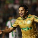 Palmeiras vence Juventude em jogo de oito gols, com hat-trick de Veiga, e cola no líder Botafogo