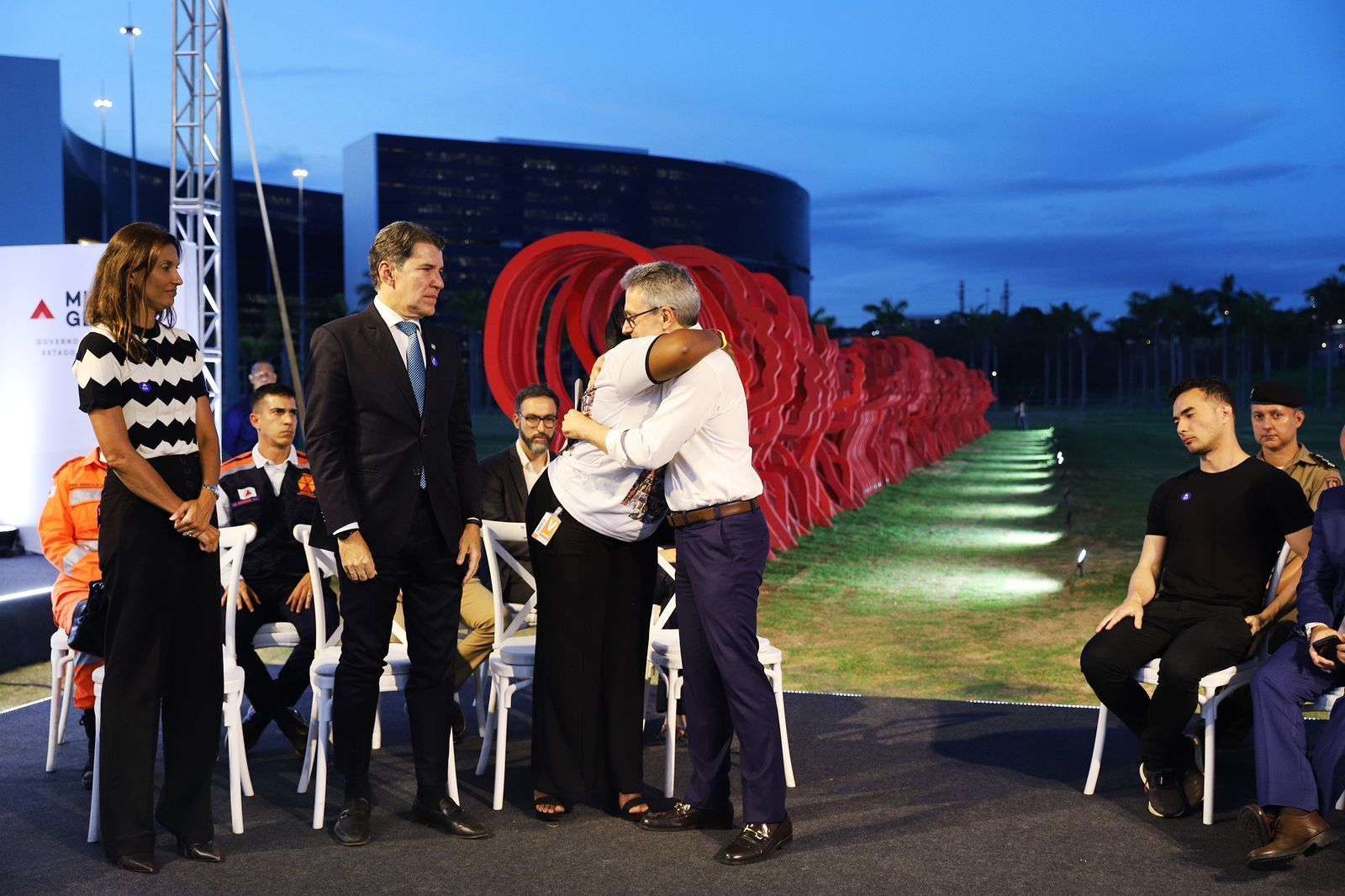Cidade Administrativa tem monumento em homenagem às 272 joias de Brumadinho