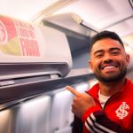 Inter realiza primeiro voo de um clube gaúcho no Salgado Filho após enchentes