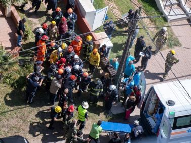 Prédio de dez andares desabou na cidade Villa Gesell, na Argentina