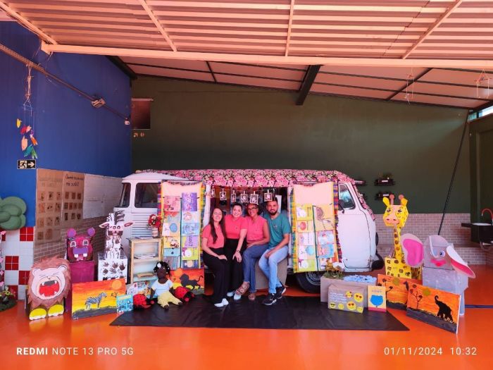 O sonho dos educadores é expandir a 'Kombi Literária' para outras escolas e comunidades que não têm acesso a bibliotecas ou livros de qualidade O sonho dos educadores é expandir a 'Kombi Literária' para outras escolas e comunidades que não têm acesso a bibliotecas ou livros de qualidade