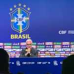Dorival chama Arana e novidade na zaga para jogos da Seleção nas Eliminatórias