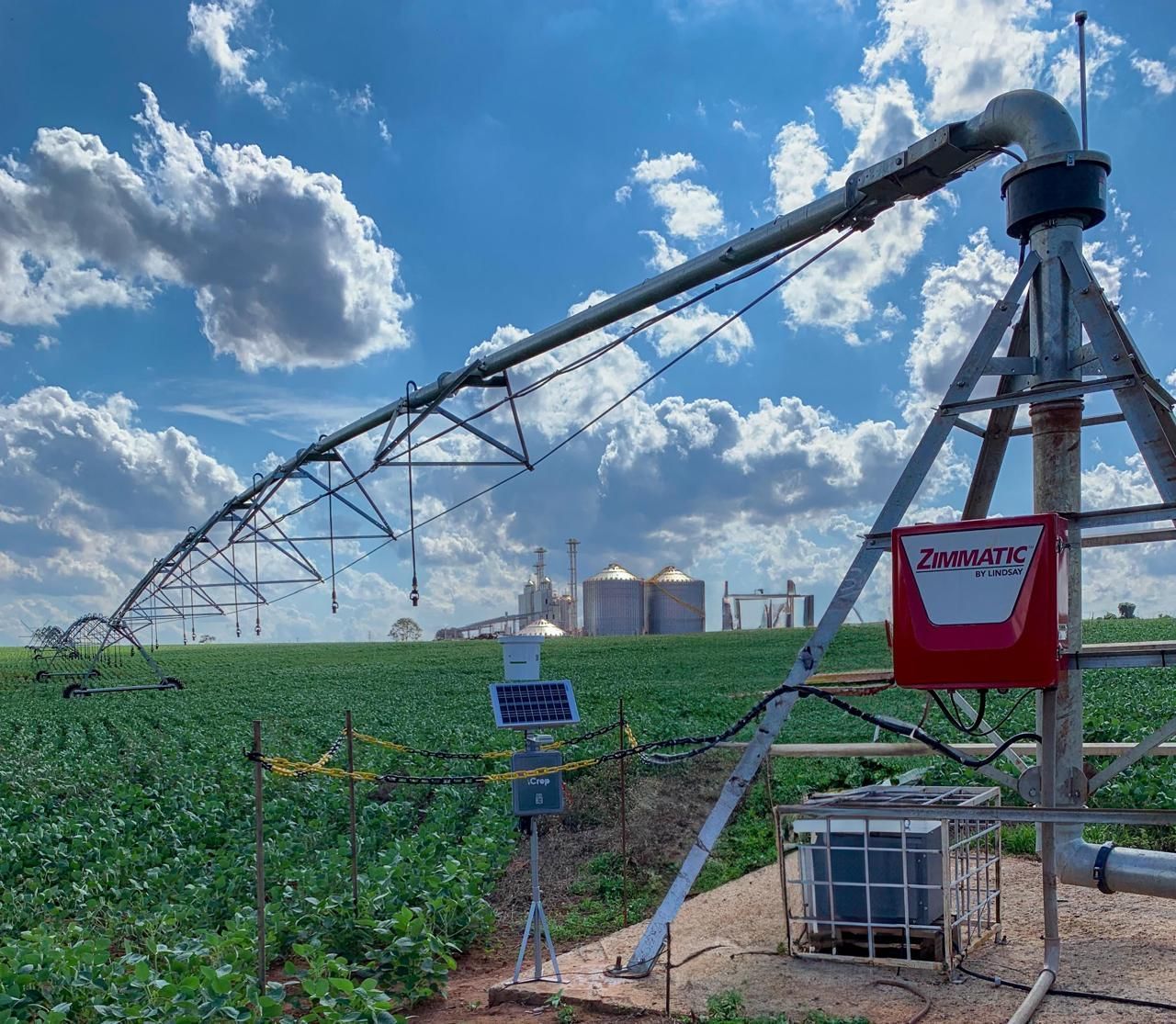 Empresa usa Inteligência Artificial para criar plataforma que facilita a irrigação; entenda