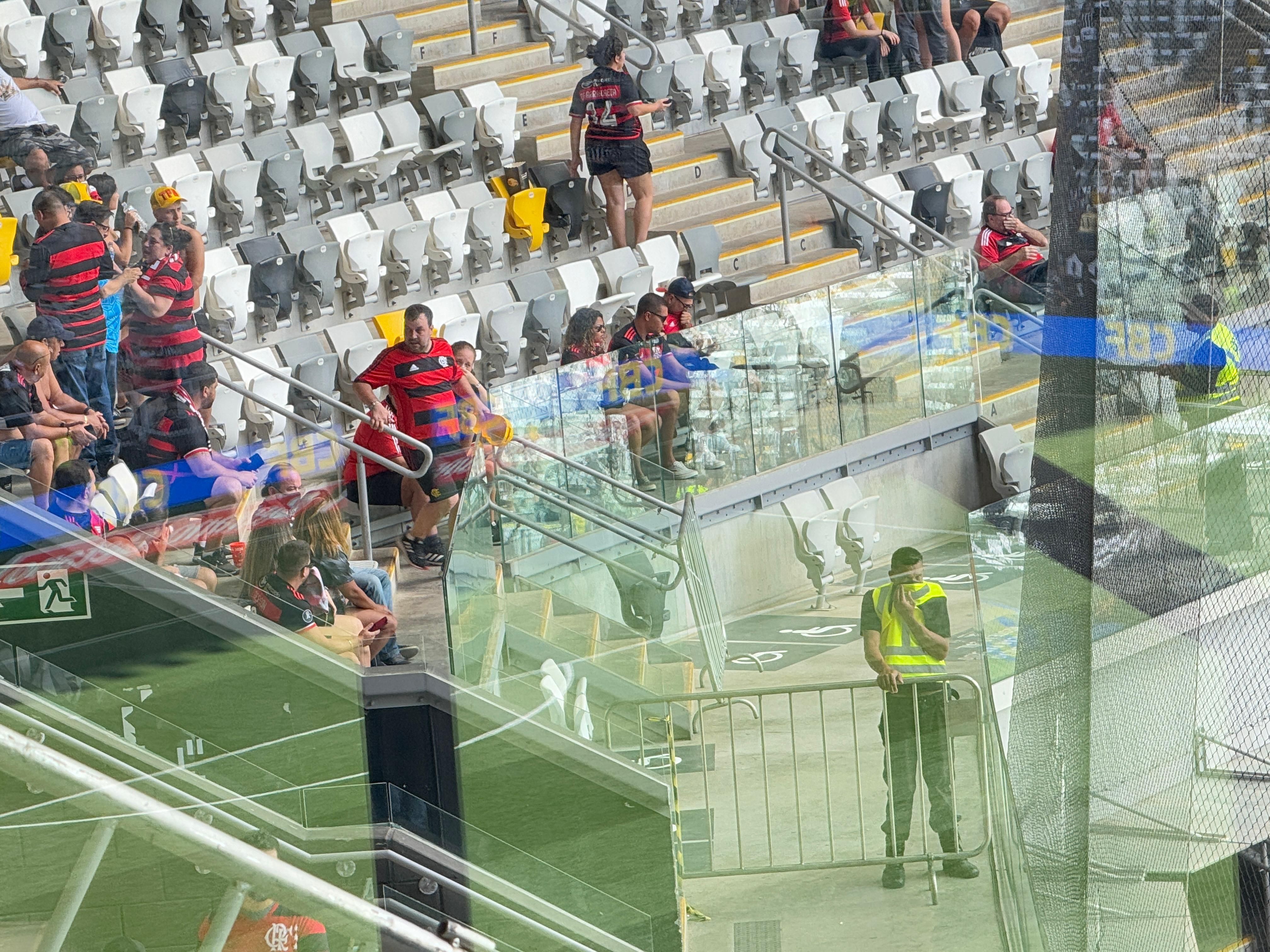 Atlético x Flamengo: público da Arena MRV sente efeitos de gás de pimenta usado fora do estádio