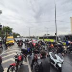 Lagoa do Nado rompe: Defesa Civil de BH libera os dois sentidos da avenida Pedro I