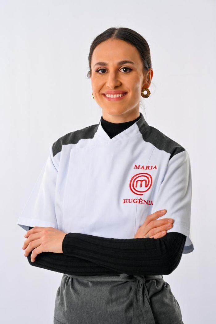 Maria Eugênia é uma das 12 participantes do 'Masterchef Confeitaria'