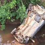 Motorista morre após veículo sair da pista e cair em rio às margens da BR 262