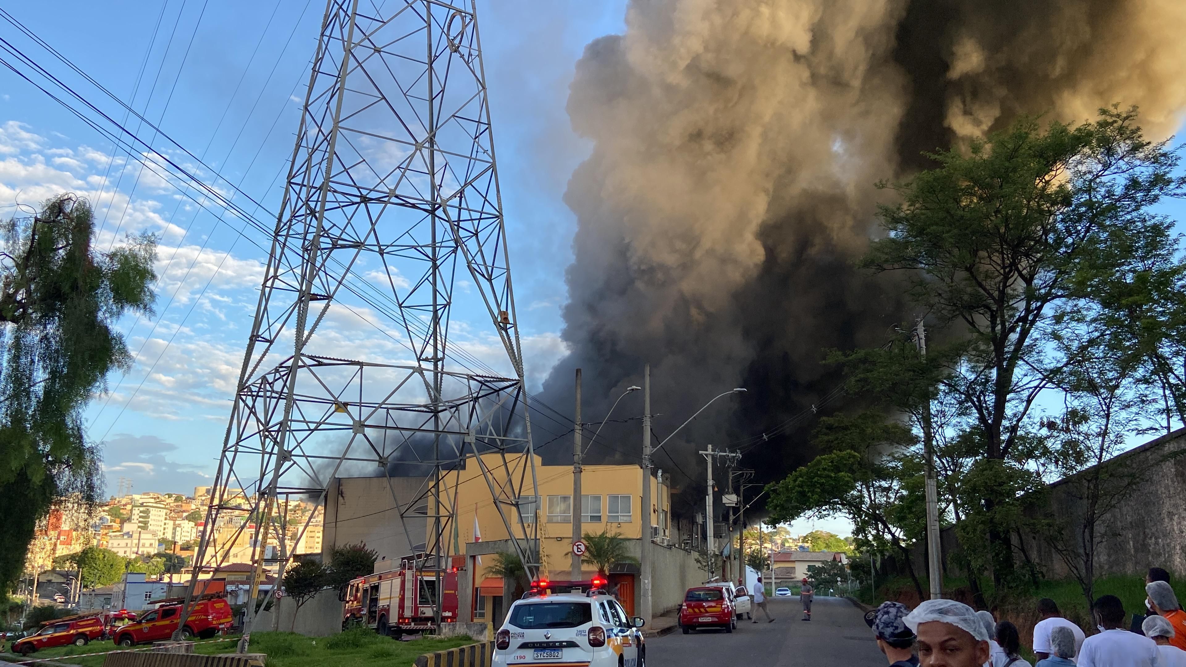 Incêndio no Fernão Dias: sócio da fábrica de pães estima prejuízo de R$ 10 milhões