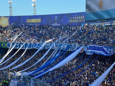 Fotos da torcida do Cruzeiro na final da Copa Sul-Americana, contra o Racing, em Assunção