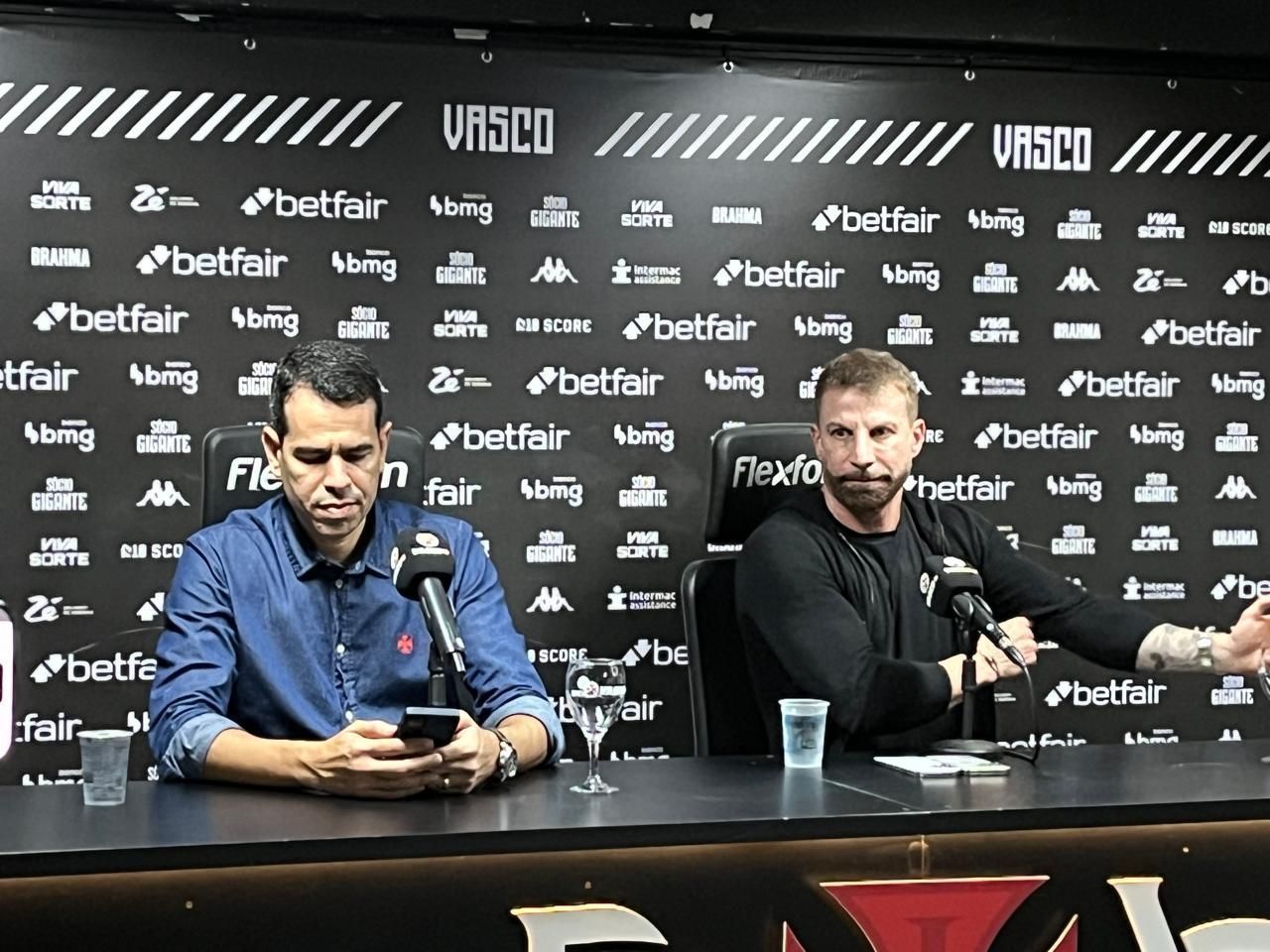 Pedrinho confirma Felipe como interino no Vasco e detalha busca por novo treinador