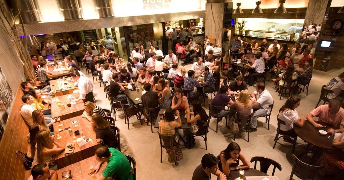 Bares e restaurantes enfrentem desafios, mas apostam nas festas de fim de ano
